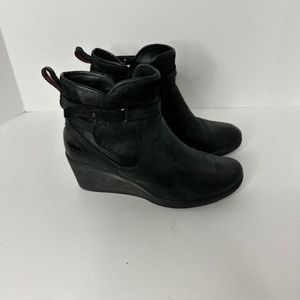UGG Black Matte Emalie Wedge Bootie‎